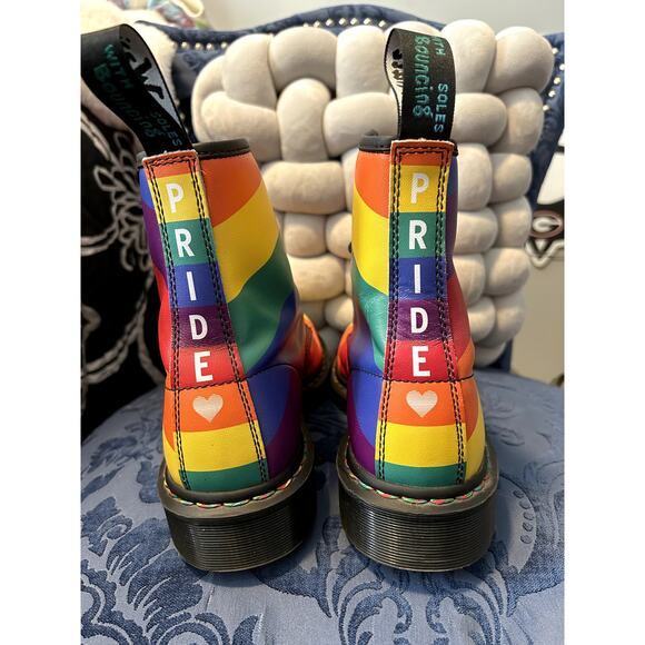 Dr Martens Pride Rainbow 1460s Size 11/EU 43 - Picture 6 of 9